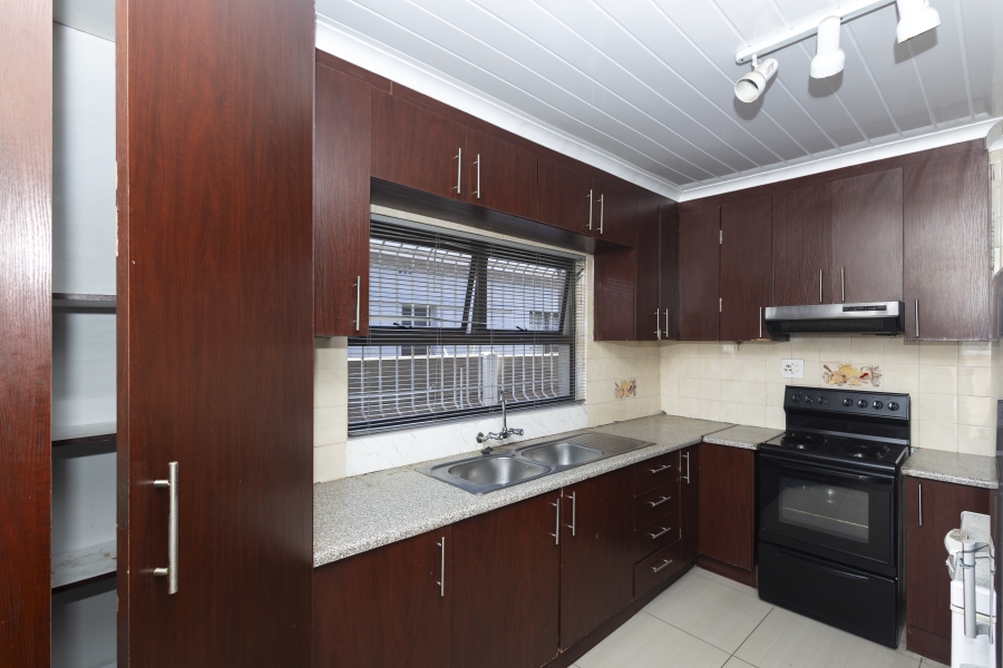 4 Bedroom Property for Sale in Ravensmead Western Cape